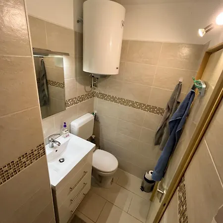 Silver Retreat Apartment *
