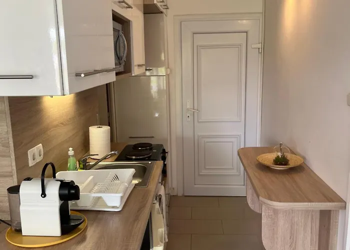 Silver Retreat شيوفوك